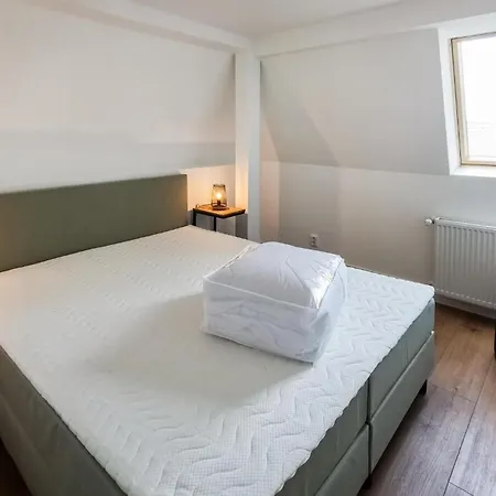 Awesome In With Wifi And 4 Bedrooms Den Oever