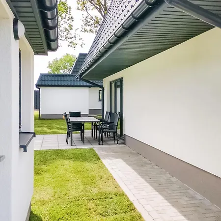 Awesome In With Wifi And 4 Bedrooms Holiday home *